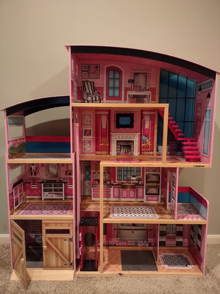 Barbie House