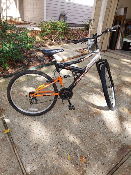 BYCICLE- ALL TERRAIN HARLEY DAVIDSON