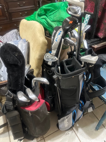 Kids junior golf clubs bags