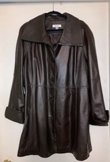 PERFECT COLDWATER CREEK 100% LEATHER COAT