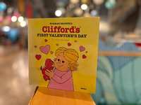 Shadow Puppet Theatre-Clifford’s® First Valentine’s Day