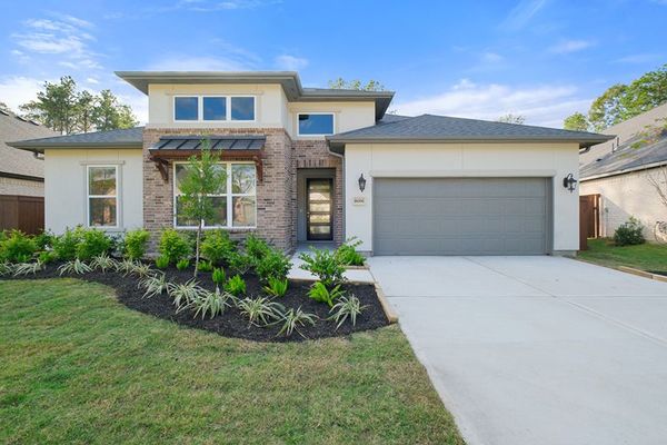 Front yard and exterior of 16006 Ruby Laurel Court